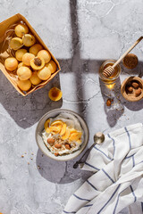 cottage cheese with apricots and almonds