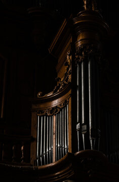 Un orgue magnifique dans une &eacute;glise