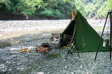 キャンプのイメージ　人無し