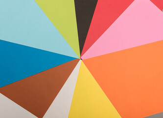 たくさんのカラフルな色紙の形