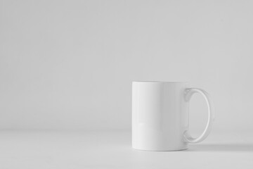 Fototapeta premium empty white cup