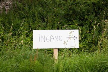 Entrance sign in Dutch 