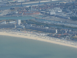 vue aérienne plage de Calais