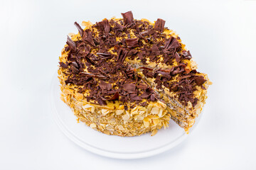 Cake with almond pieces