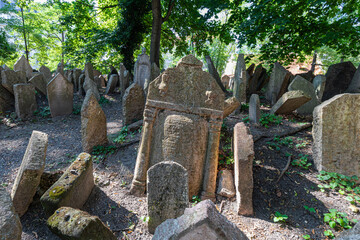 the old Jewish cemetery in the Josefov district of Prague