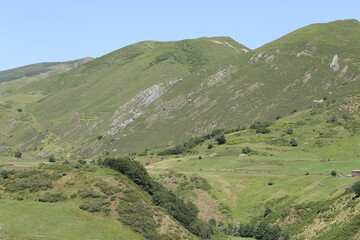 Fototapeta na wymiar Paisaje montañoso