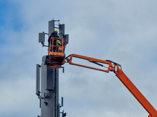 Mobile antenna tower maintenance service - Denmark