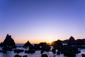 橋杭岩　夜明け