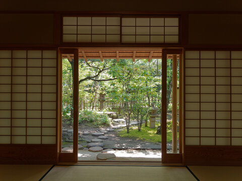 数寄屋造り・続数寄屋造り 完成建物】むくり屋根の曲線美！数寄屋風、和の佇まい - YouTube
