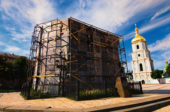 Wide-angle landscape view protective shield of Monument to Hetman Bohdan Khmelnytsky on Sophia Square in Kyiv. Protection against Russian shelling in Kyiv. russian military aggression against Ukraine