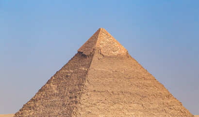 Fototapeta na wymiar pyramid of Khafre in Giza against blue sky