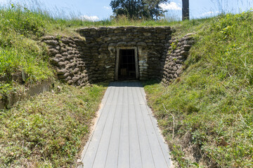Petersburg, Virginia: Petersburg National Battlefield site American Civil War Siege of Petersburg. Battle of the Crater, recreated mine entrance. Confederate fort was blown up using mine shaft. - obrazy, fototapety, plakaty