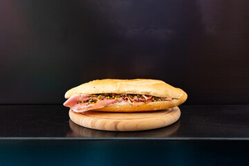 panino, mortadella, pistacchio, granella, stracciatella, formaggio, mozzarella, filone, italia, italiana, cucina, paninozzo, casa, fatto in casa, pub, bar, tavola, calda, tavola calda, pane, spuntini, © QueenS