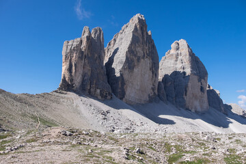 Fototapeta na wymiar Paisajes con las Tres Cimas de Lavaredo en las Dolomitas de Auronzo en Italia