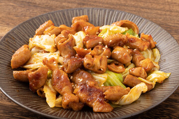 ホルモン炒め　甘辛味噌味