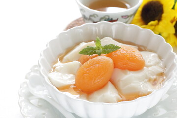 Chinese dessert, dried apricot and honey in Almond Tofu