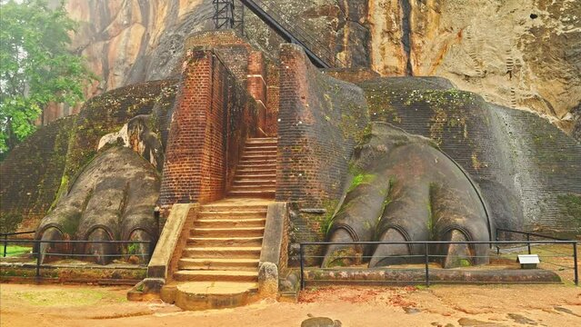 Lion's Paw Entrance to the Sigiriya Lion Rock Fortress in Sigiriya, Sri Lanka