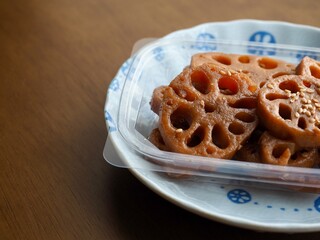 한국음식 연근 간장조림