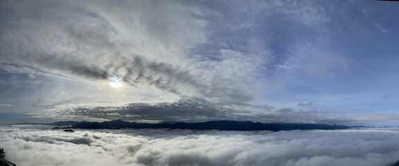 Obraz premium panorama of the sea of mist