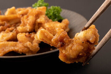 肉つき鶏軟骨　唐揚げ