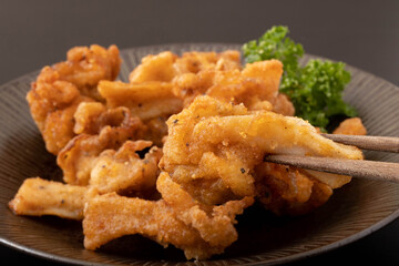 肉つき鶏軟骨　唐揚げ