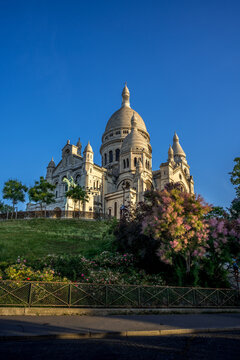 Paris Monument 1497
