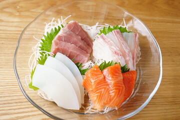 刺身盛り合わせ