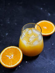 orange juice or lemonade with ice