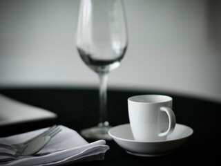 place setting glasses