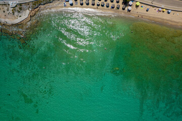 Wyspa Agistrii w Grecji, widok z góry z drona. Widok na piękne morze śródziemne.
 - obrazy, fototapety, plakaty