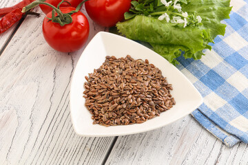 Dry Raw flax seed in the bowl