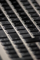 Tecnología. Primer plano del teclado de una computadora