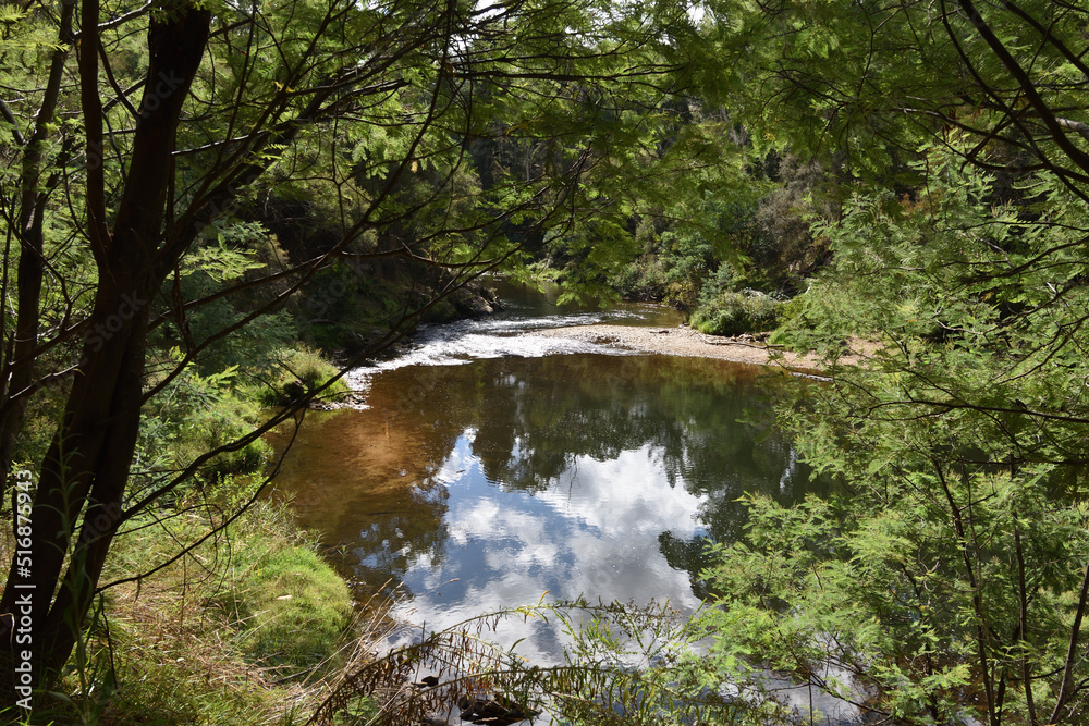 Wall mural ovens river at bright