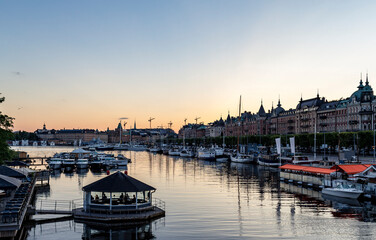 Fototapeta na wymiar Marina during sunset in Stockholm Sweden