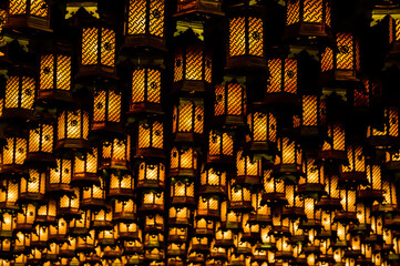 広島 大聖院の天井灯籠	