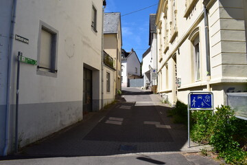 Enge Dorfstrasse