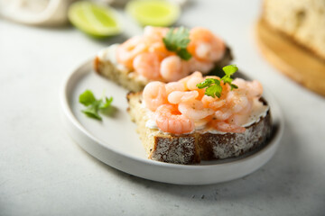 Homemade shrimp toast with cream cheese