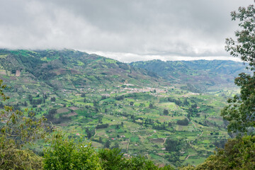 Fototapeta na wymiar montañas colombia gris