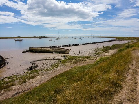 Scenic view of River Alde in Suffolk, England passing by Snape and Aldeburgh