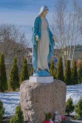 statue virgin mary