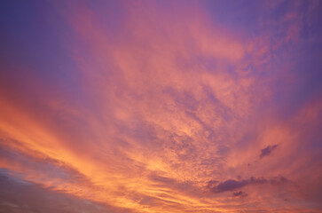 Fototapeta premium cloudy sky at sunset. Gradient color. Sky texture, abstract nature background
