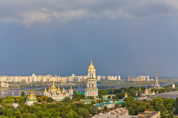 Fototapeta na wymiar View of Kiev Pechersk Lavra, the orthodox monastery included in the UNESCO world heritage list. Ukraine