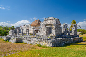 Fototapeta na wymiar Great palace 25, Mayan Ruins in Tulum, Riviera Maya, Yucatan, Caribbean Sea, Mexico