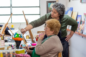 Taking drawing and painting class for seniors