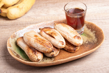 Baked Banana with Honey