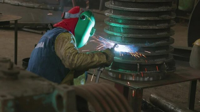 welding worker in metal industry