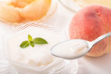 桃ヨーグルト