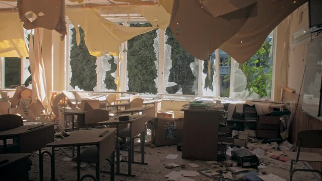 War destroy ruin sun civil peole school fire bomb rocket city Ukraine