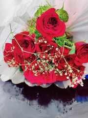 wedding bouquet of roses