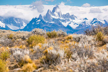 Fototapeta premium Monte Fitz Roy, - Cerro Chaltén -, 3405 metros, parque nacional Los Glaciares, republica Argentina,Patagonia, cono sur, South America
